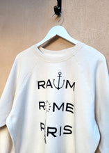 Clara college, naiset